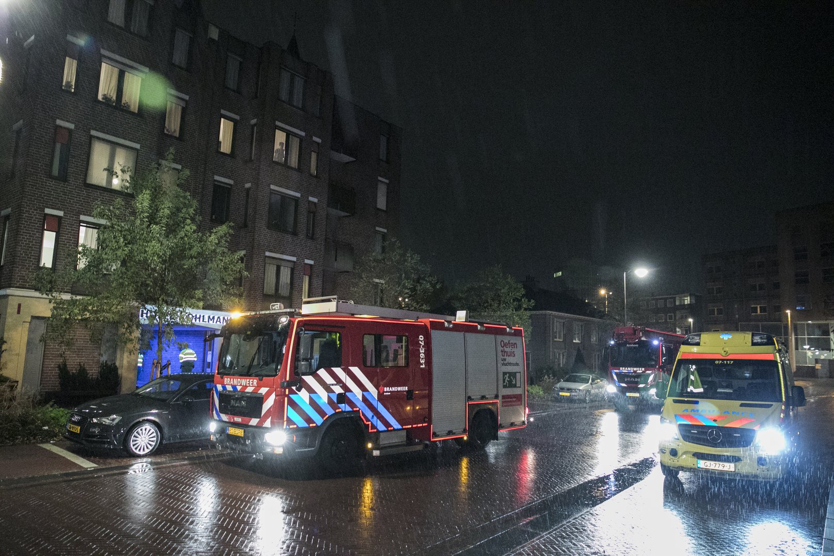 Smeulbrand zet kamer onder rook in zorgcentrum
