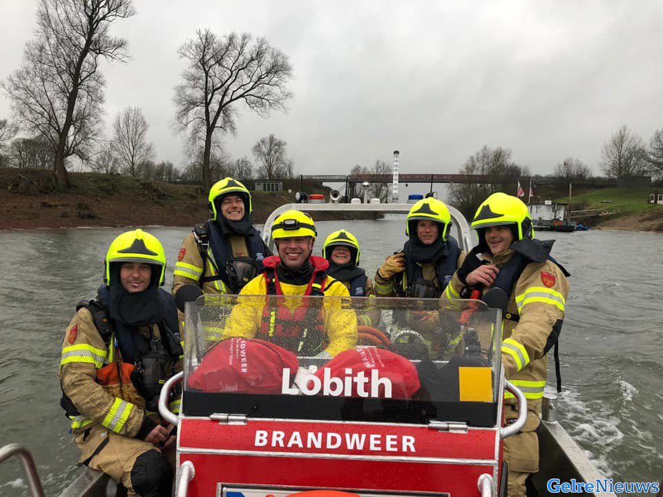 Brand geblust in machinekamer van binnenvaartschip