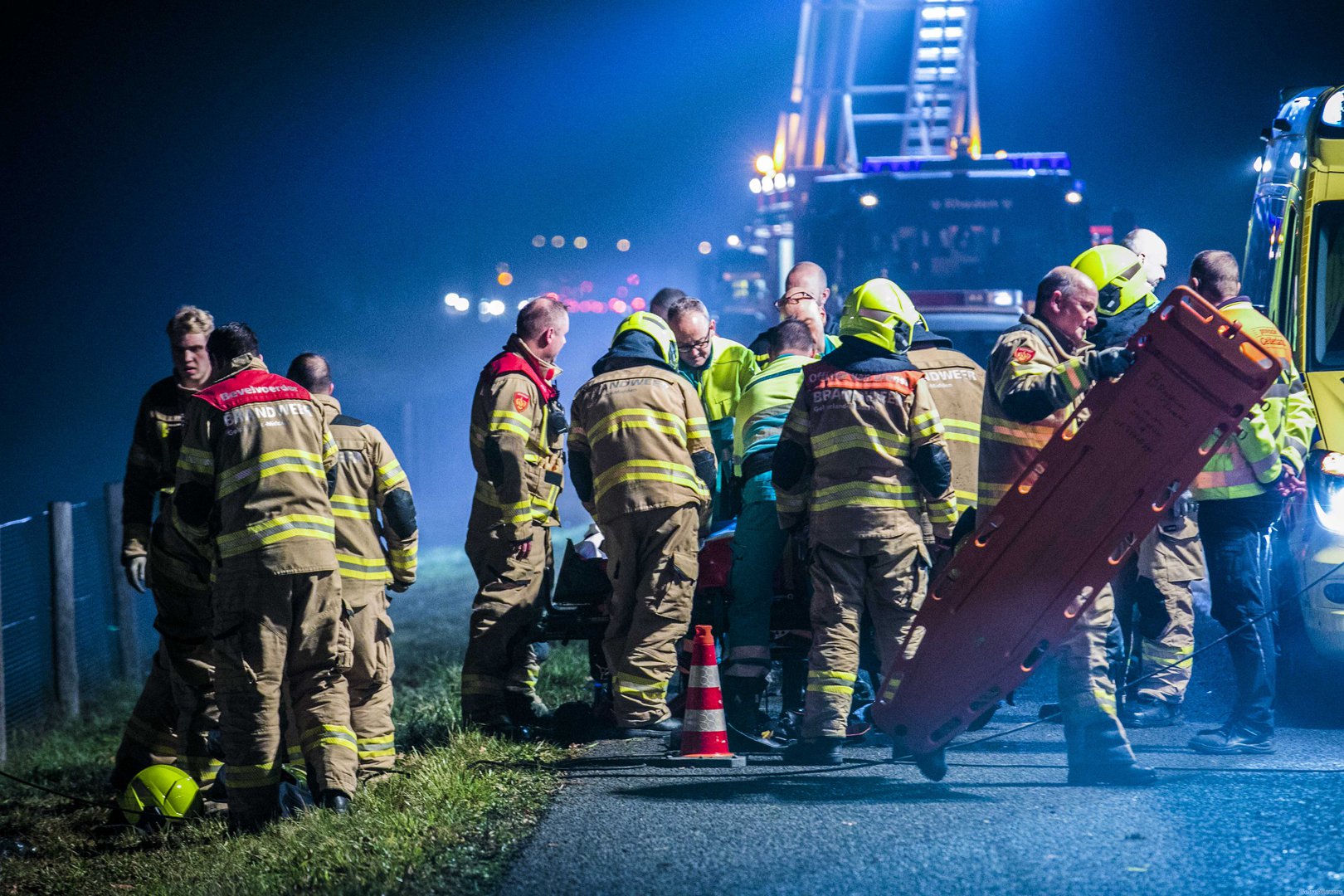 Vrouw drie kwartier bekneld na ongeval op A348