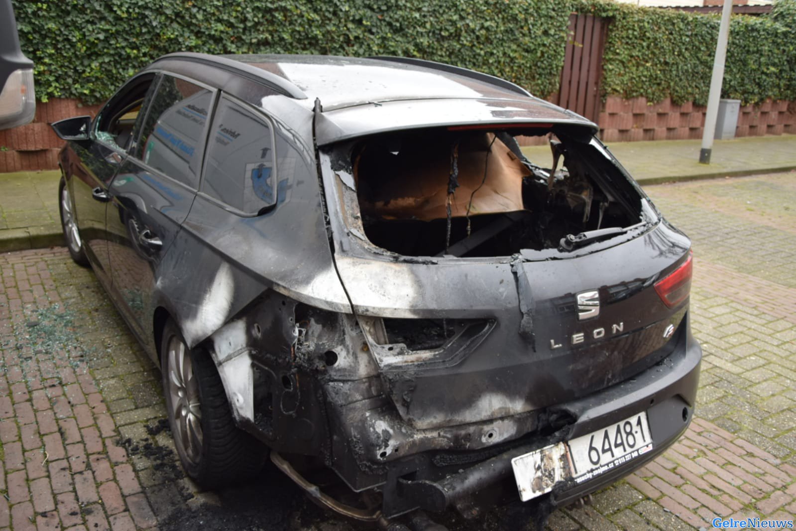 Weer een autobrand, nu in Arnhem-Zuid