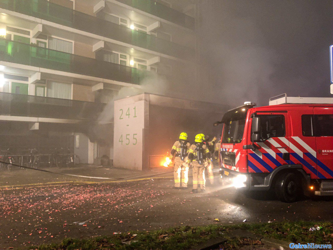 Man en jongen (4) omgekomen bij flatbrand in Arnhem