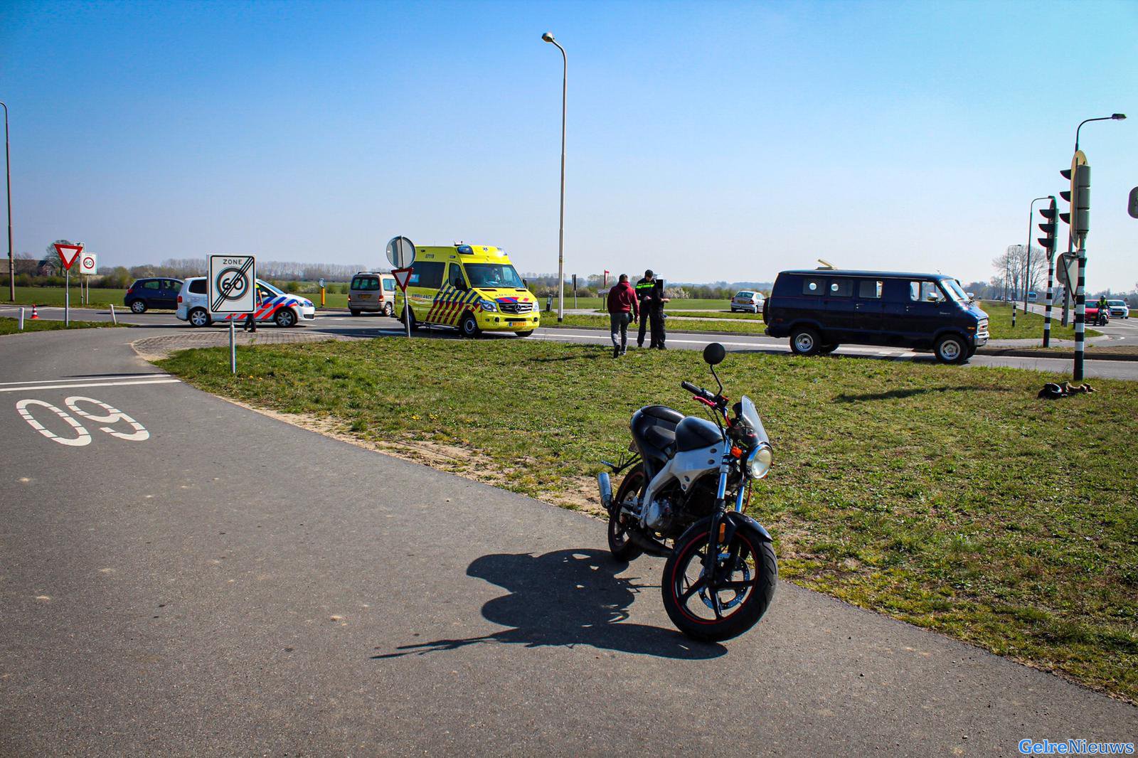 Scooterrijder gewond bij aanrijding in Dieren