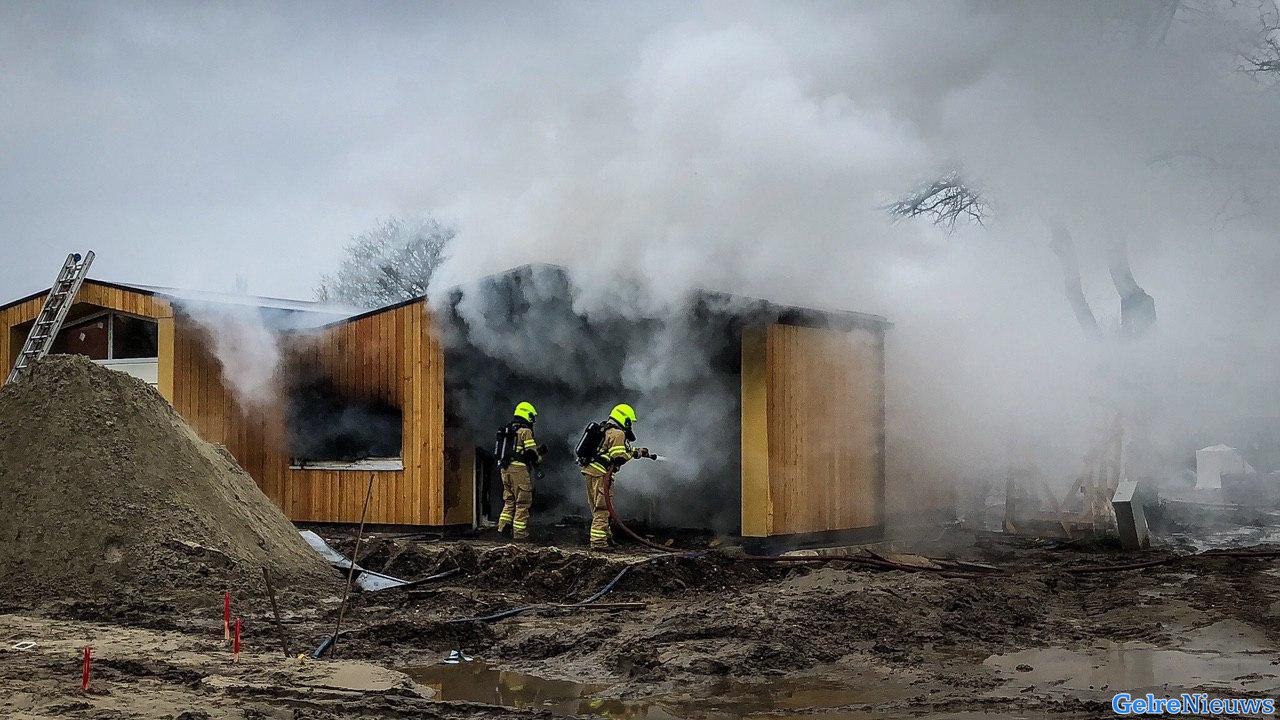 Forse rookontwikkeling bij uitslaande brand Velp
