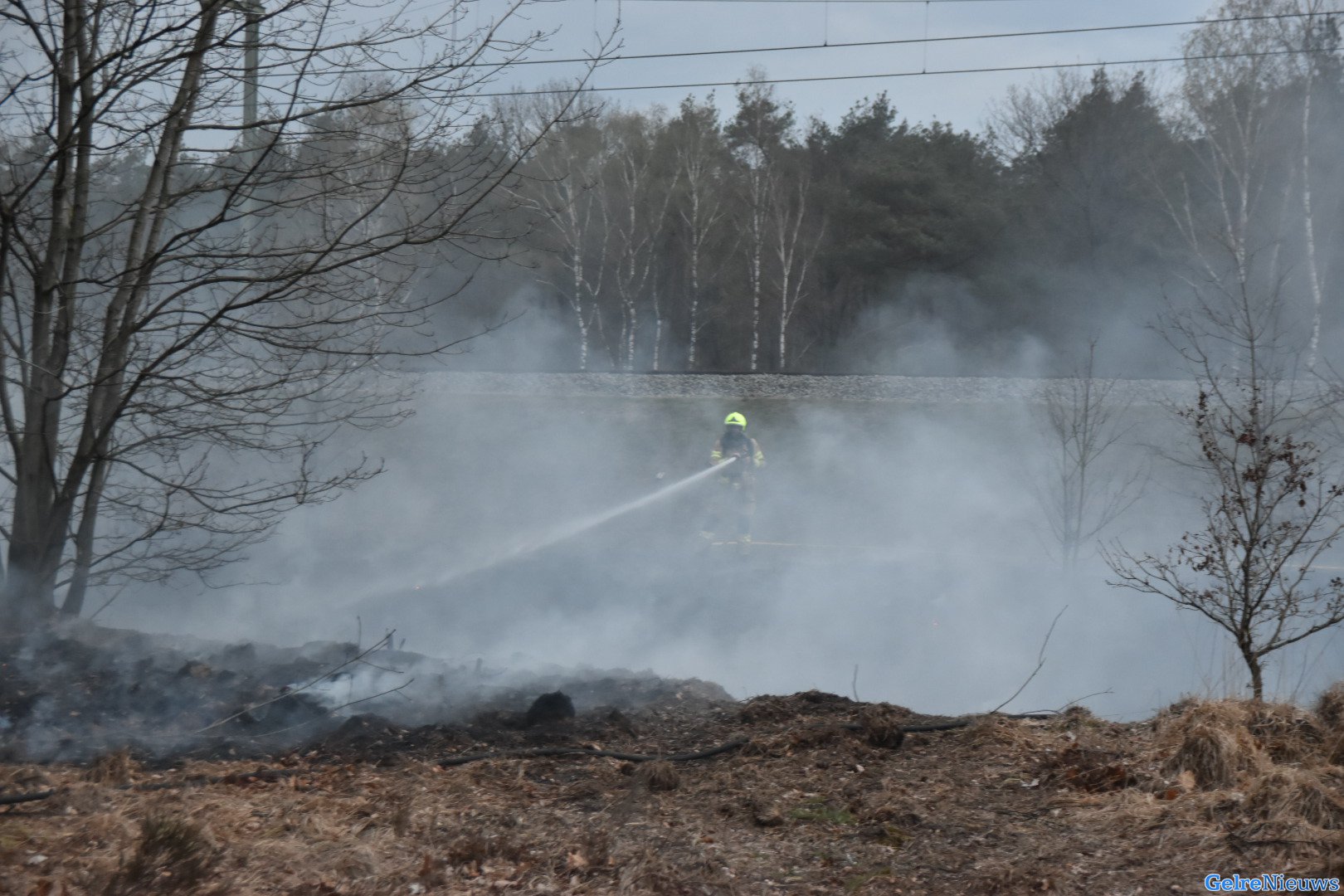 Brandweer massaal opgeroepen voor een bosbrand in Wolfheze