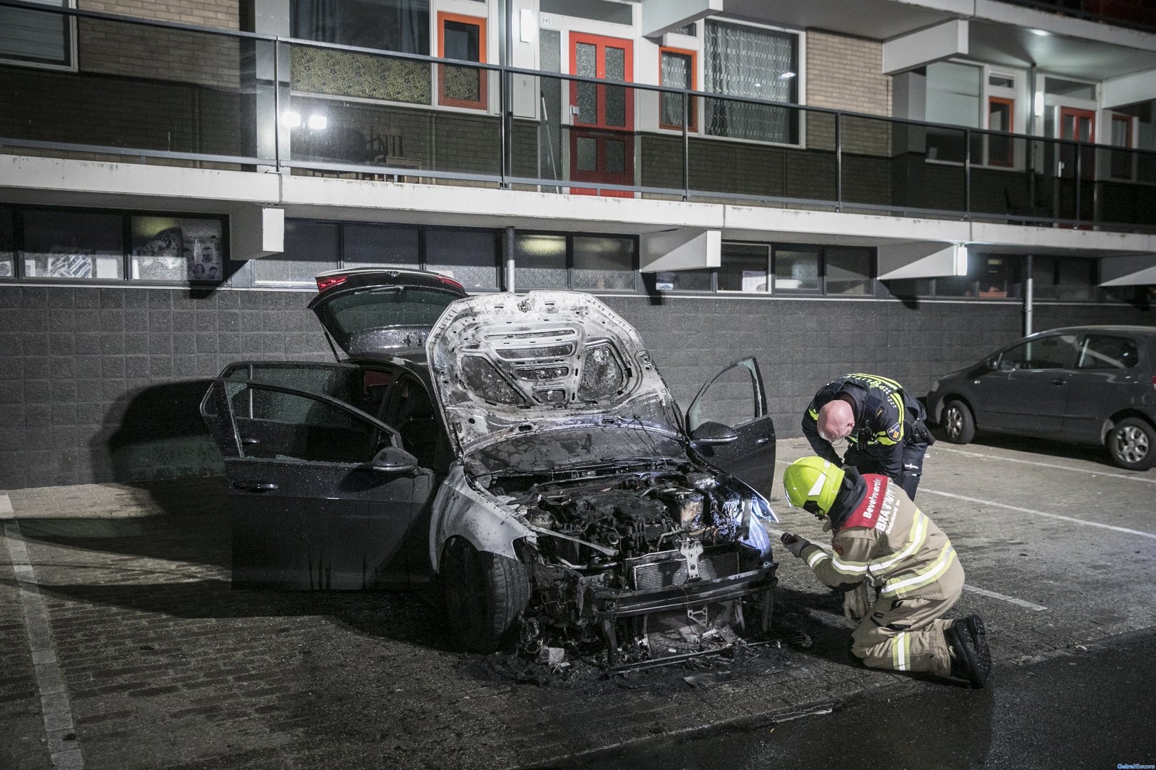 Opnieuw nachtelijke autobrand in Arnhem