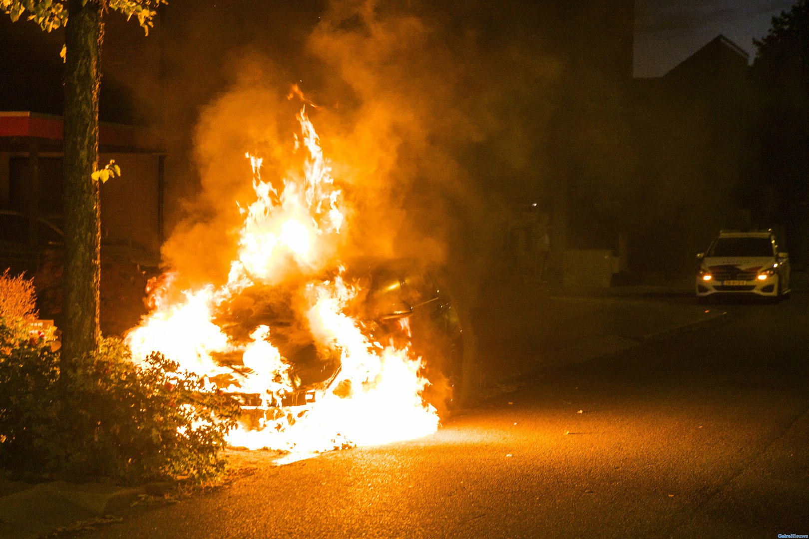 Bizarre reeks autobranden Arnhem blijft doorgaan