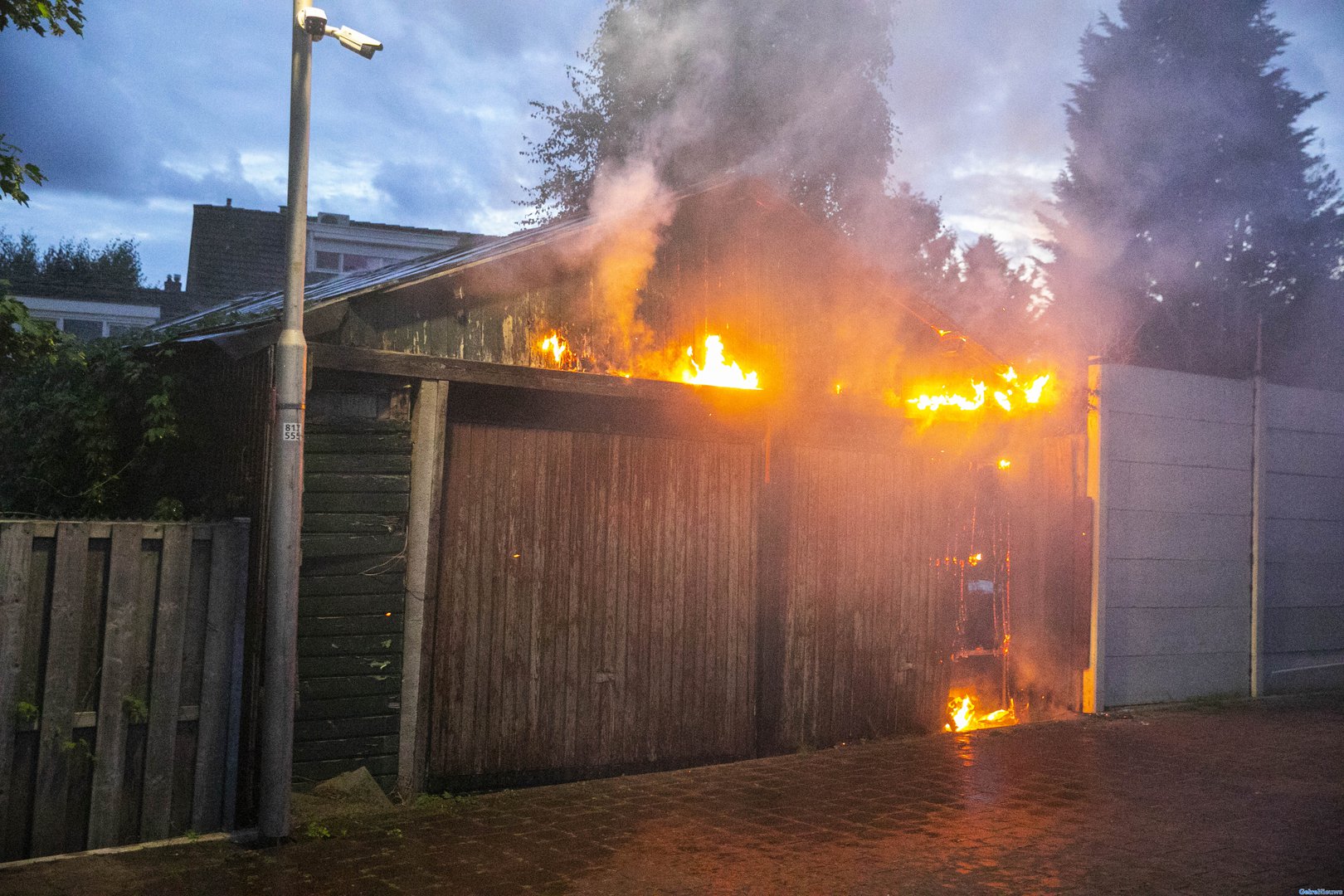 Schuurbrand in Rheden, brandstichting niet uitgesloten