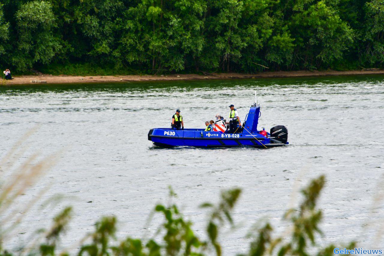 Zoekactie naar lichaam drenkeling in Rhederlaag