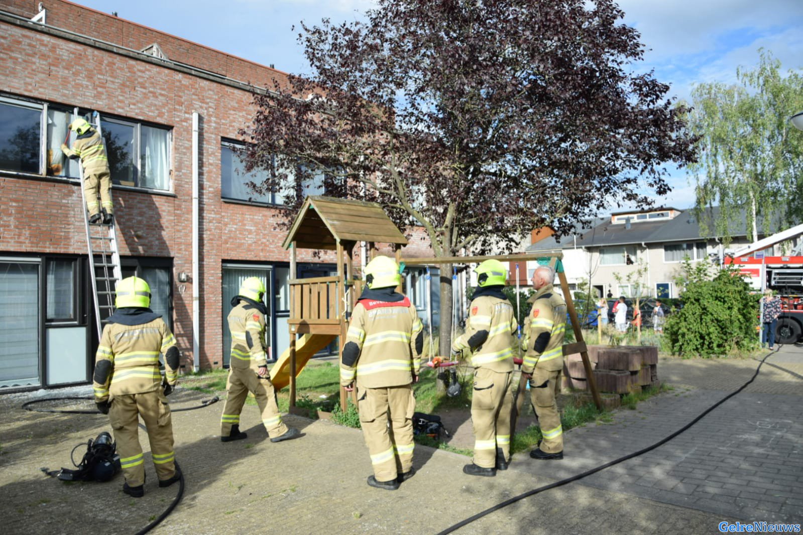 Kozijnen schoonbranden gaat mis in Arnhem