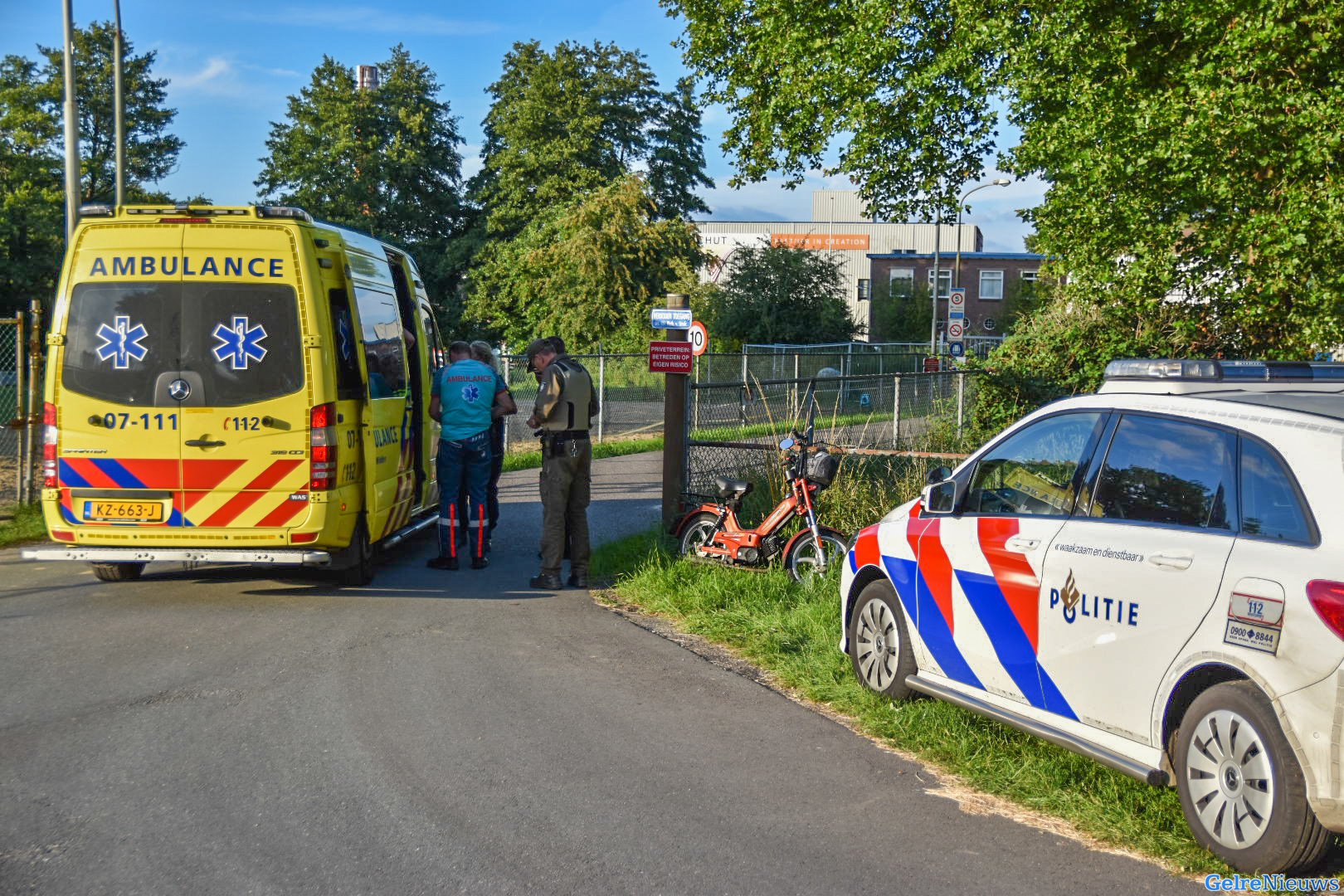 Bestuurder snorscooter gewond na val in Heelsum
