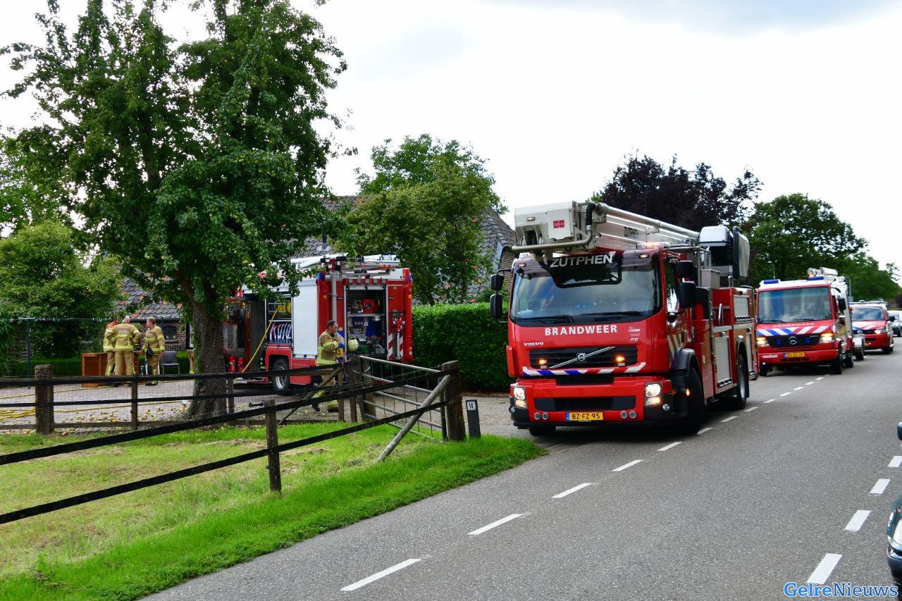 Keukenbrand slaat over naar rookkanaal in Toldijk
