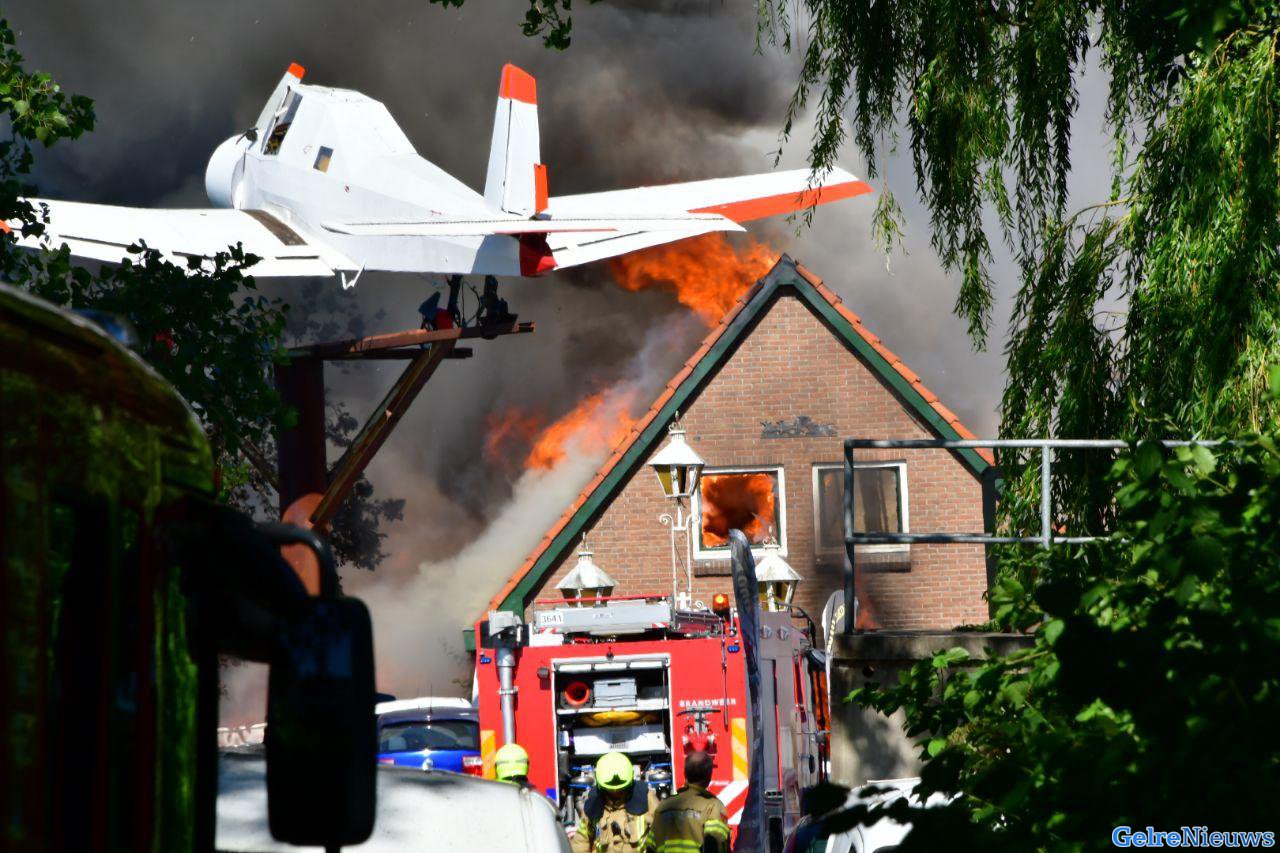 NL-Alert voor zeer grote brand in Duiven: ‘Ga naar binnen en sluit ramen en deuren’