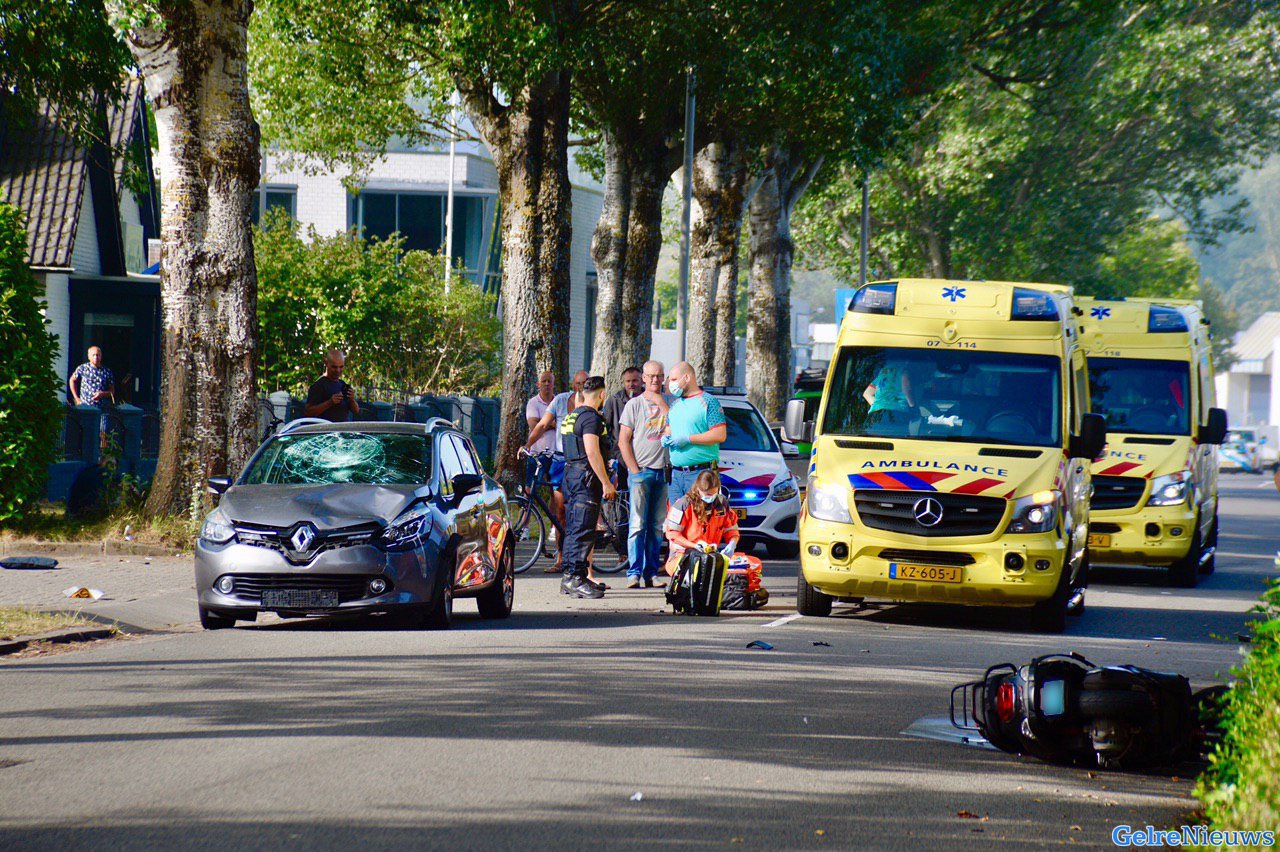 Scooterrijder ernstig gewond bij ongeval in Arnhem