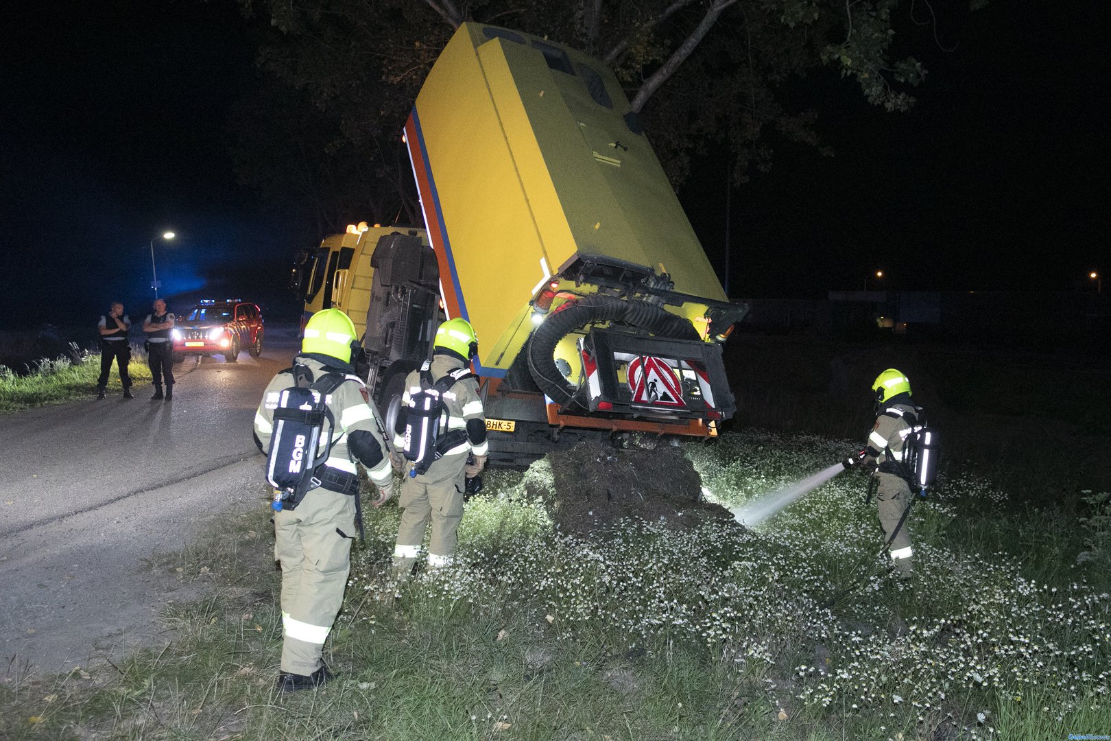 Brand in veegwagen tijdens werkzaamheden op A12 Zevenaar