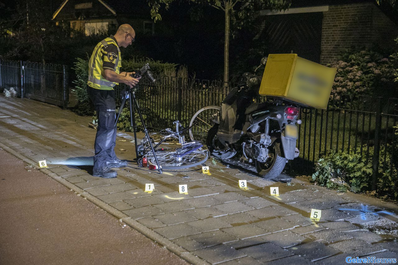 Twee gewonden bij frontale aanrijding op fietspad