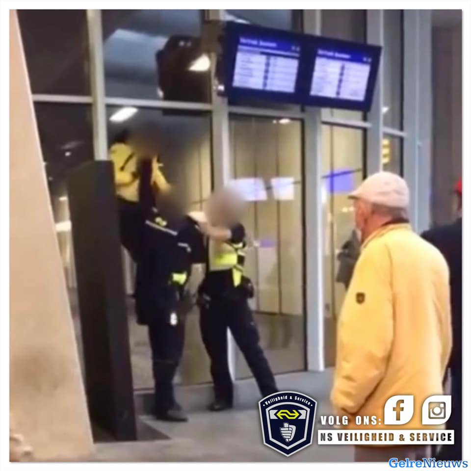 Man (20) aangehouden na mishandeling op Arnhem Centraal