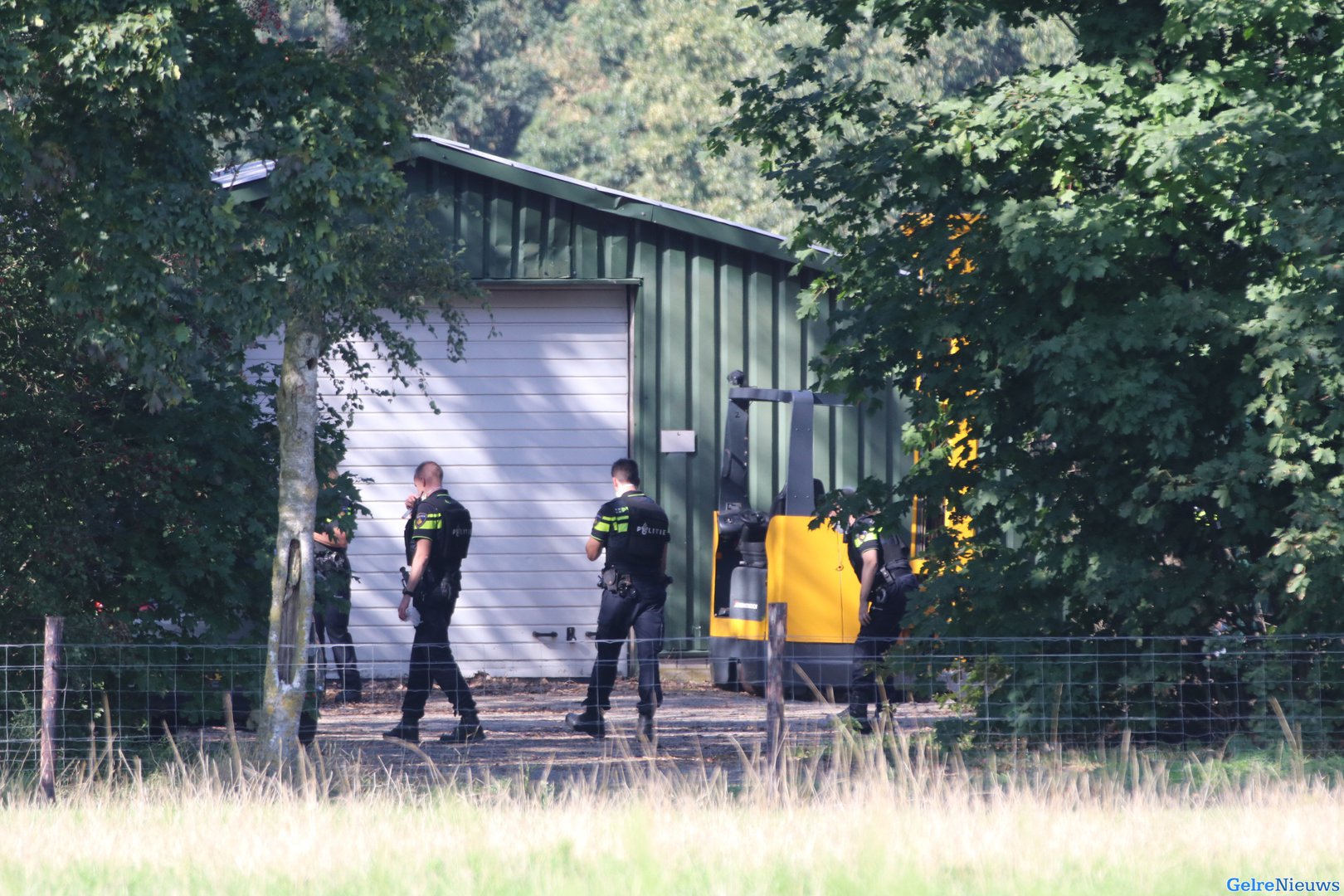 Grote politieactie in het buitengebied Kootwijkerbroek