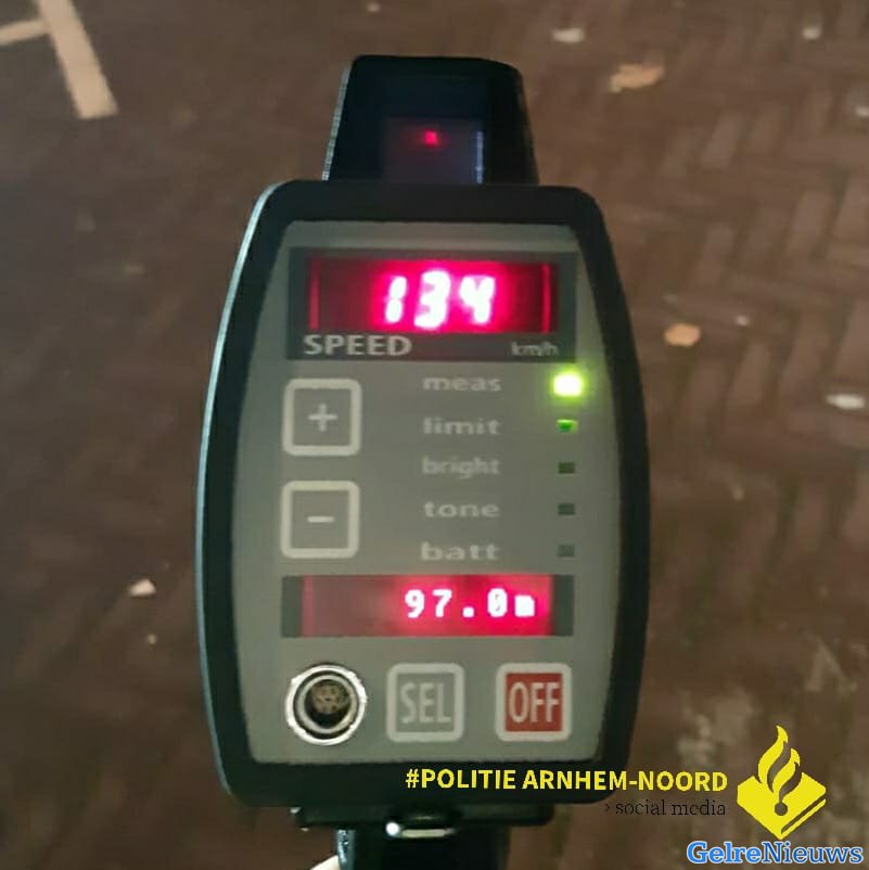 Man rijdt met 134 km/uur door centrum van Arnhem