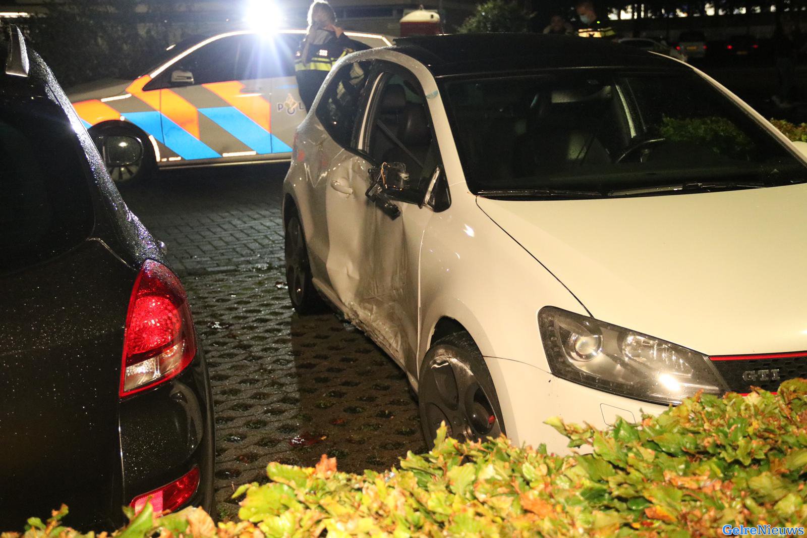 Lantaarnpaal uit de grond gereden bij ongeval Velp