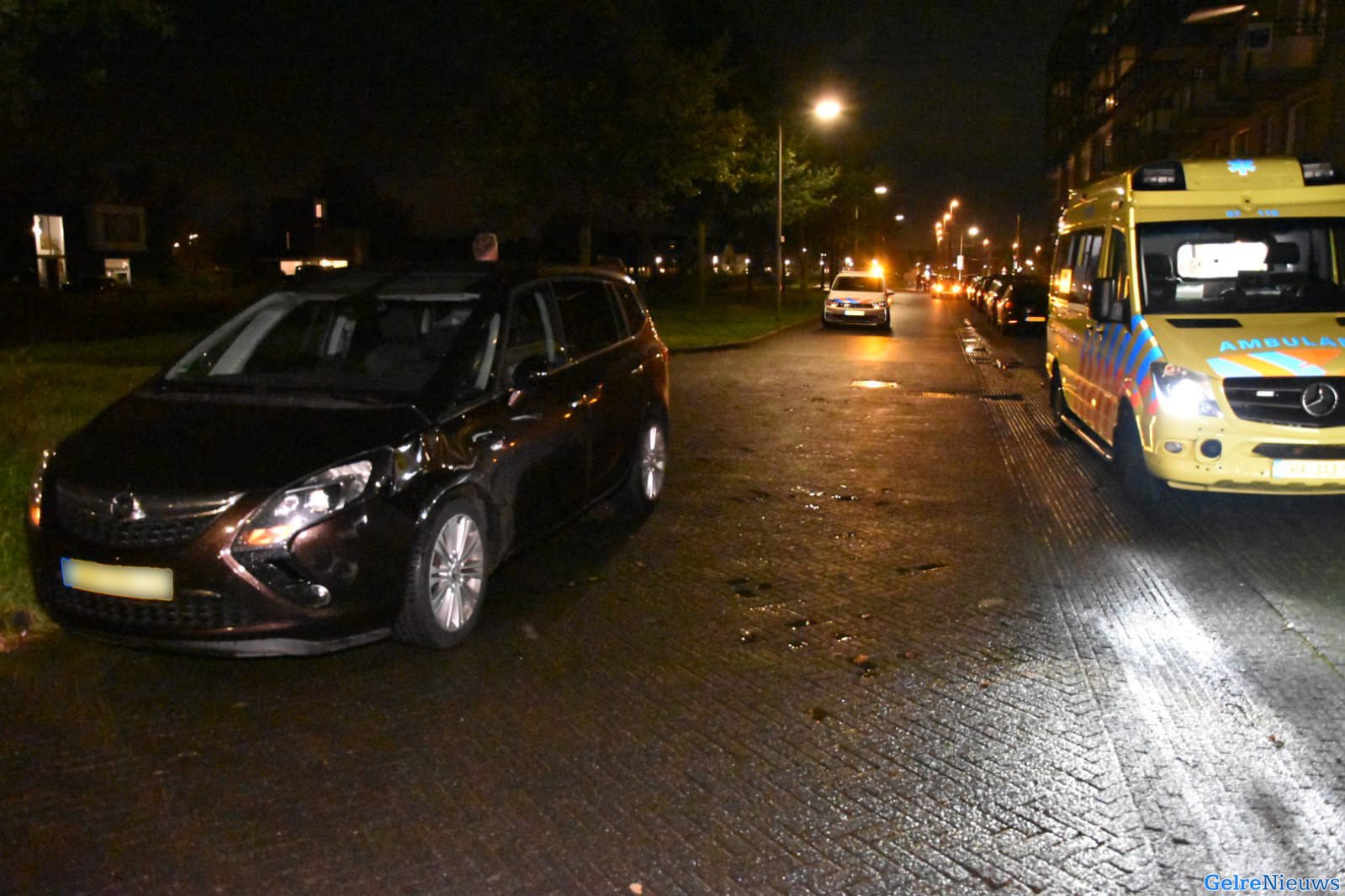 Flinke deuk in auto na aanrijding fietser: één gewonde