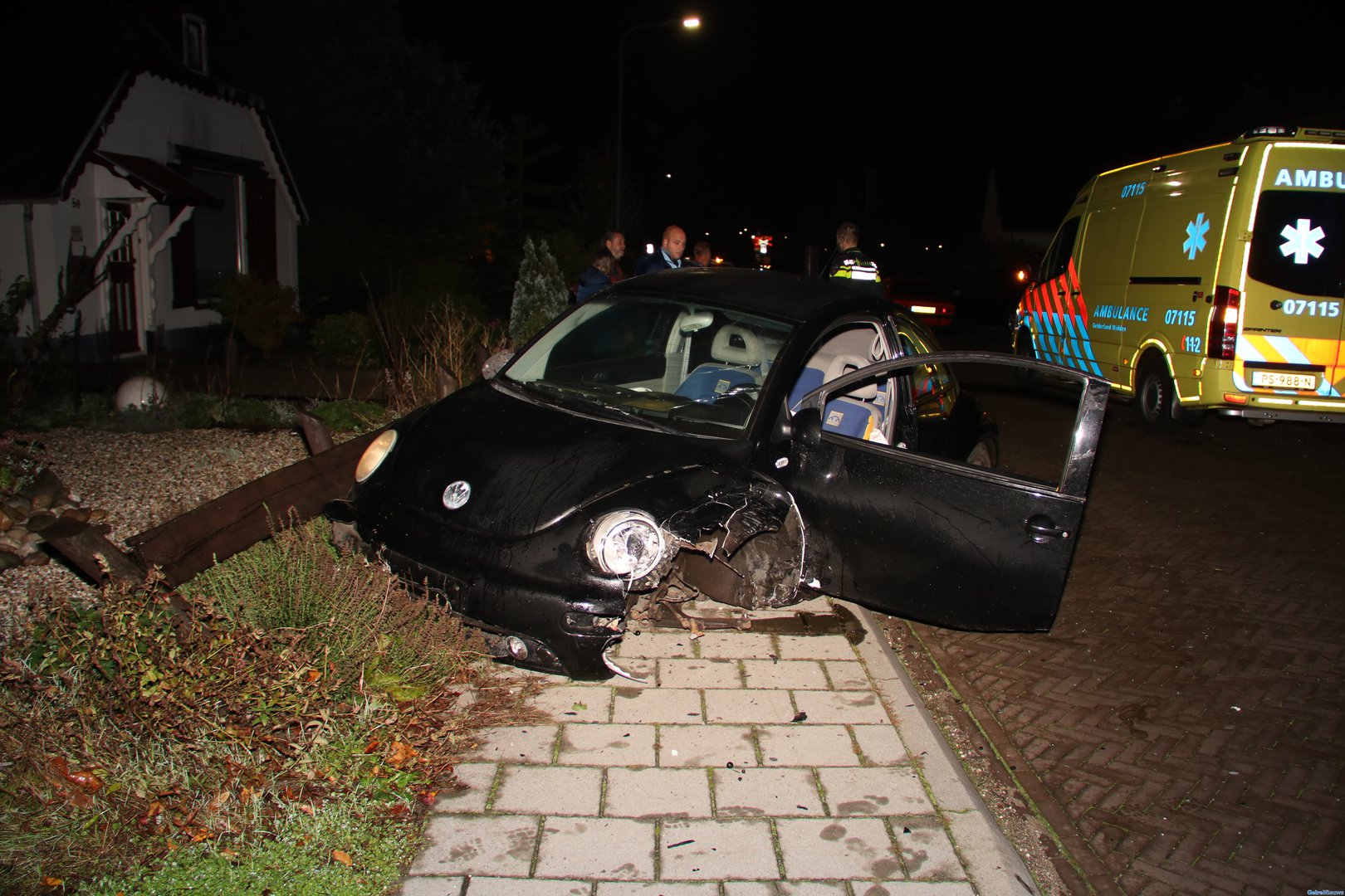 Nachtelijke ravage na ongeval in Dieren