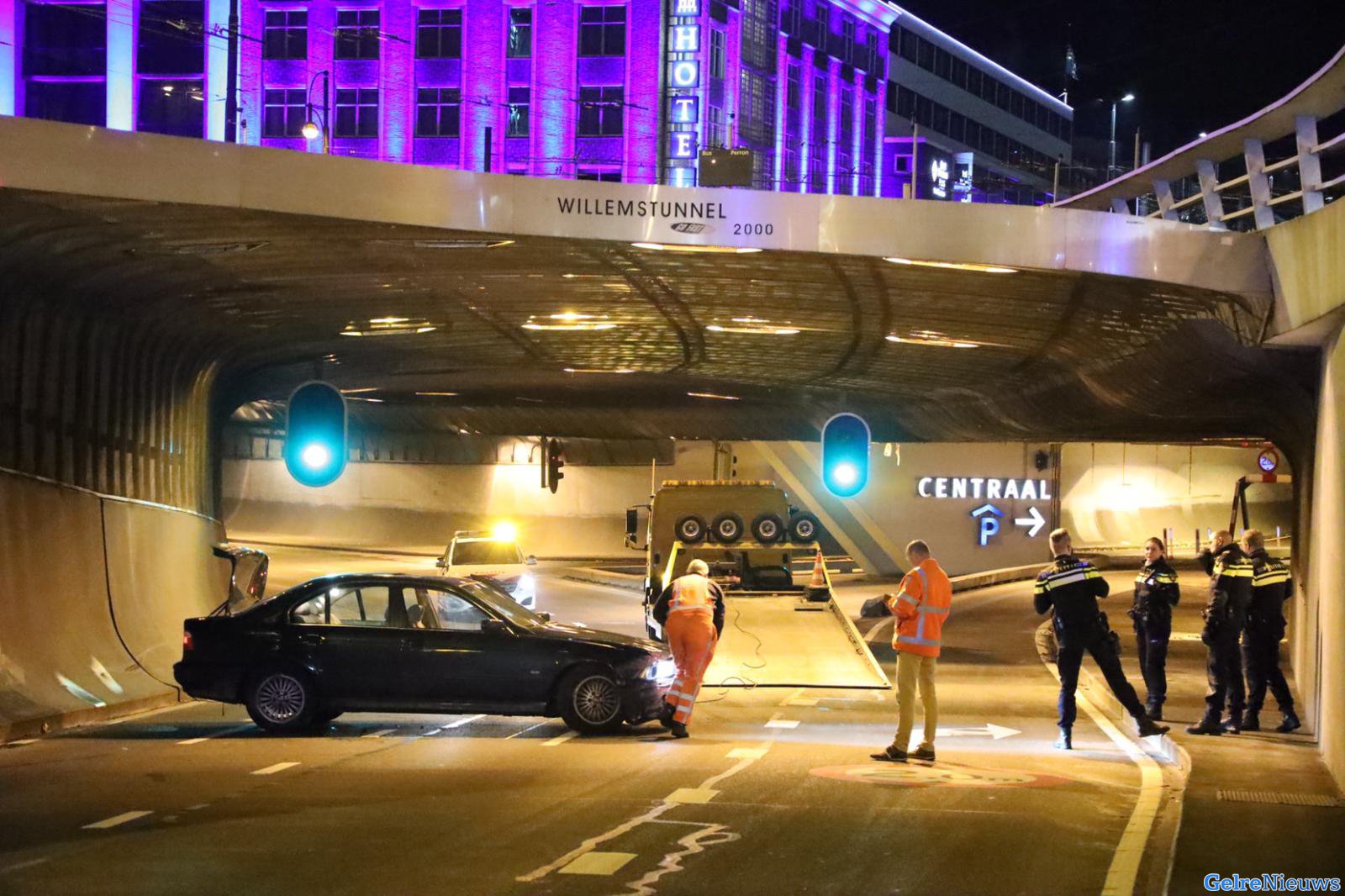 Ongeval in de Willemstunnel in Arnhem