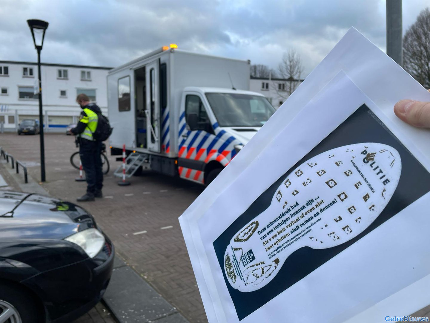 Politie houdt flyeractie in Eerbeek en Brummen