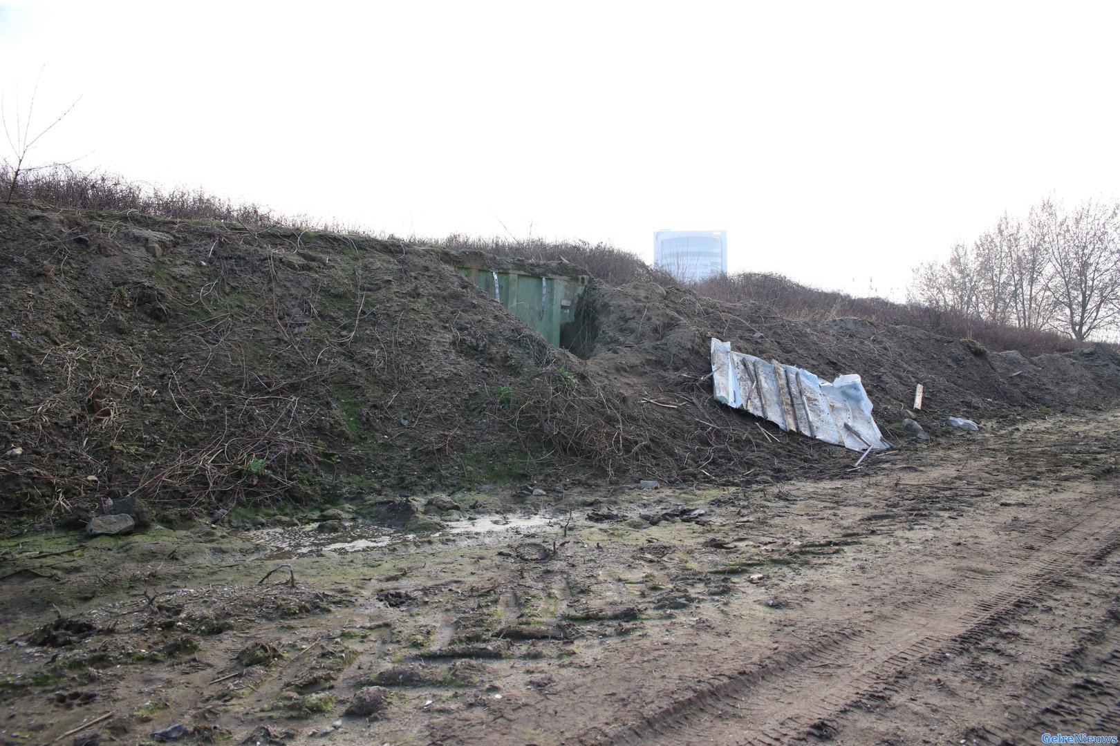 Politie doet bijzondere vondst nabij Betuwelijn en A15