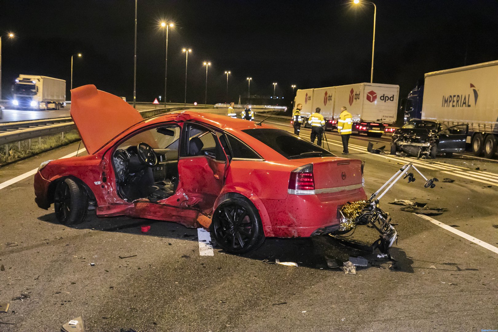 Twee gewonden bij ernstig ongeval op de A50 bij Renkum