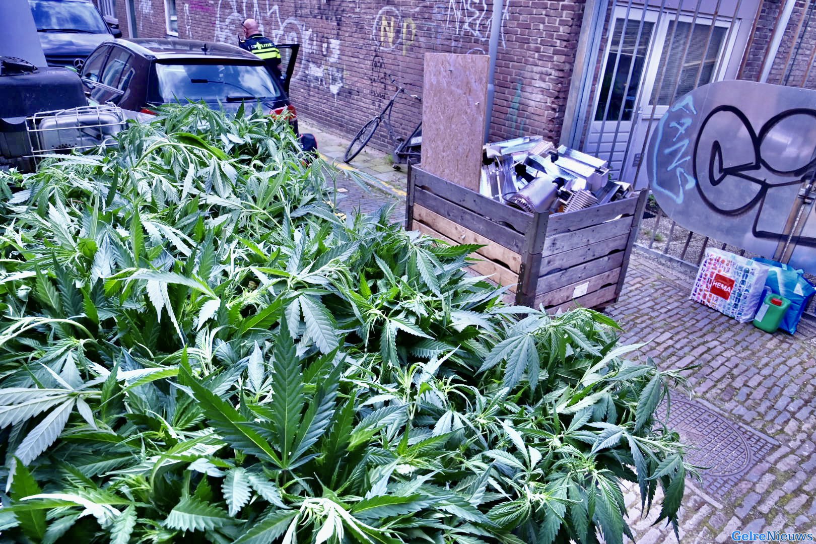 Wietplantage in Arnhem ontdekt na anonieme tip