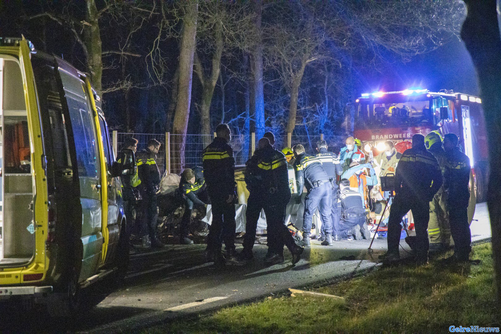 Politieachtervolging vanaf A12 bij Duitsland eindigt in zware crash