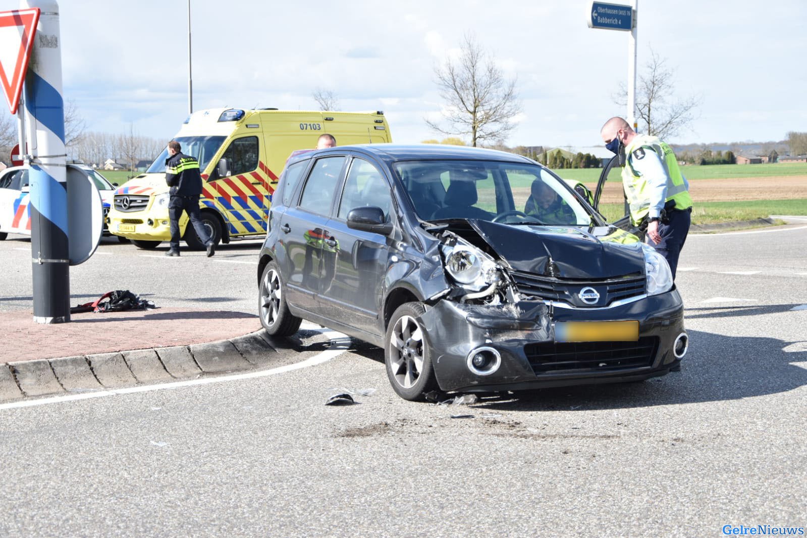 Aanrijding tussen vrachtwagen en auto bij Didam