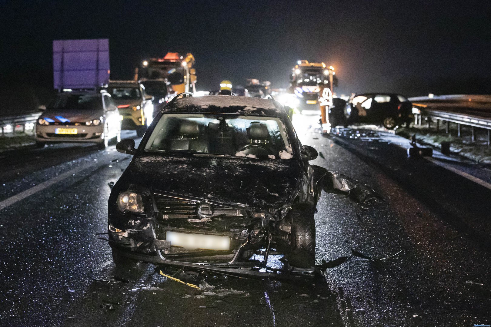 Kettingbotsing op A348 door gladheid