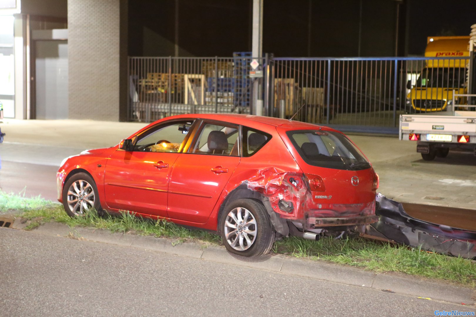 Automobilist vlucht na ongeval in Ede