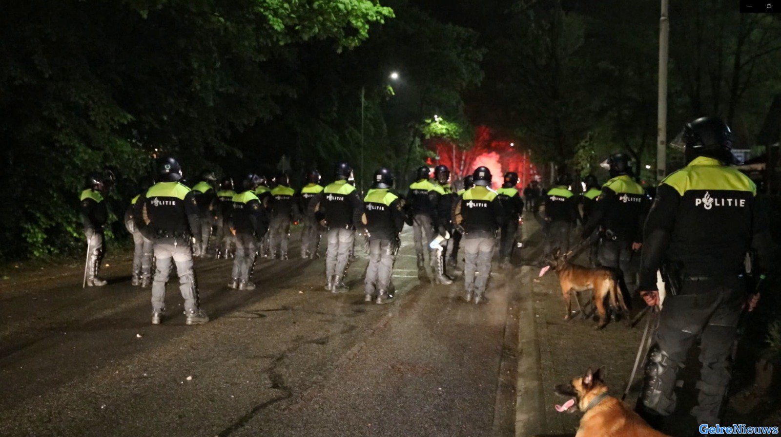 Opnieuw onrust bij stadion De Graafschap: ME grijpt in bij rellen