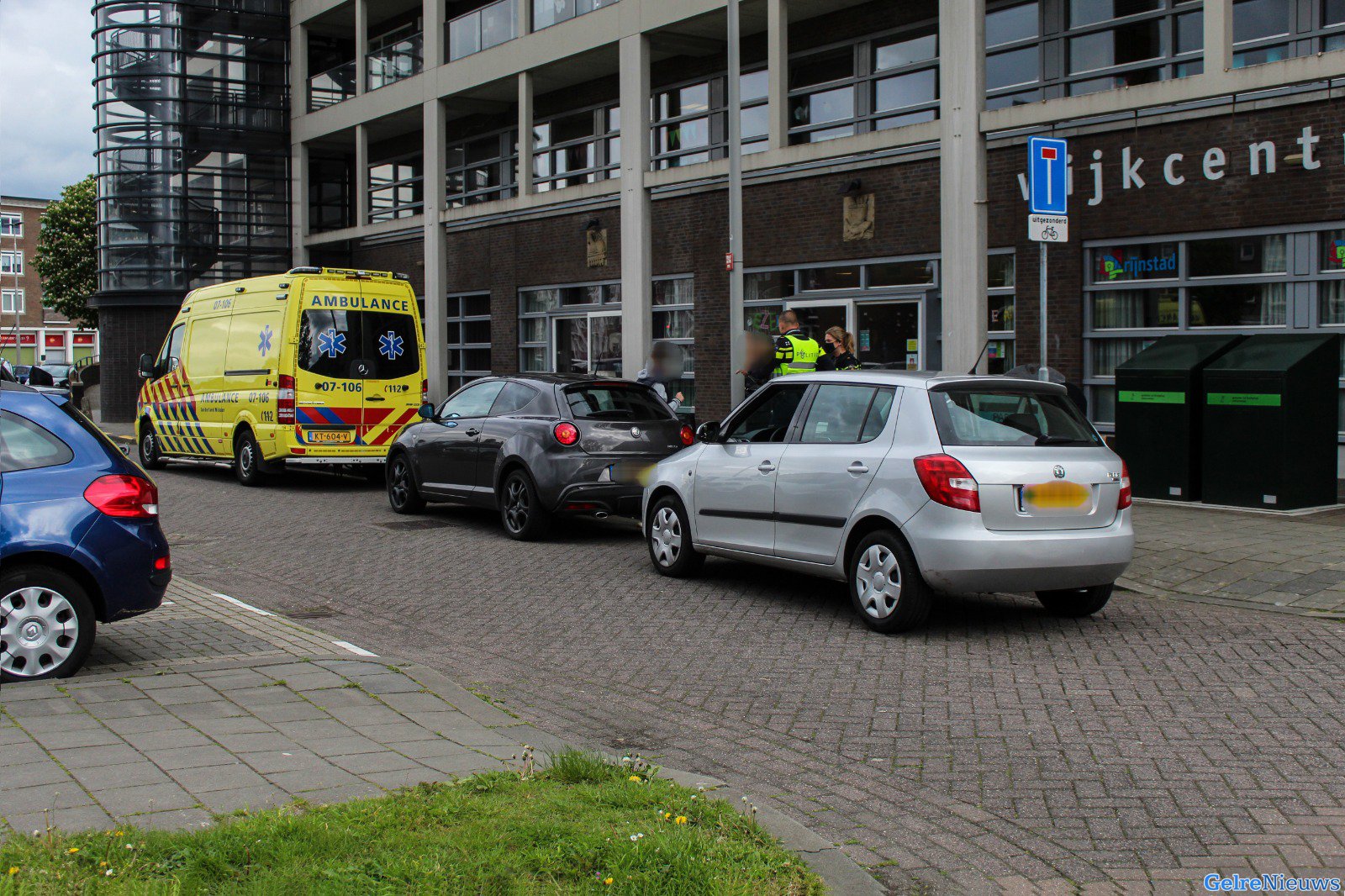 Veel hulpdiensten opgeroepen voor kleine aanrijding in Arnhem