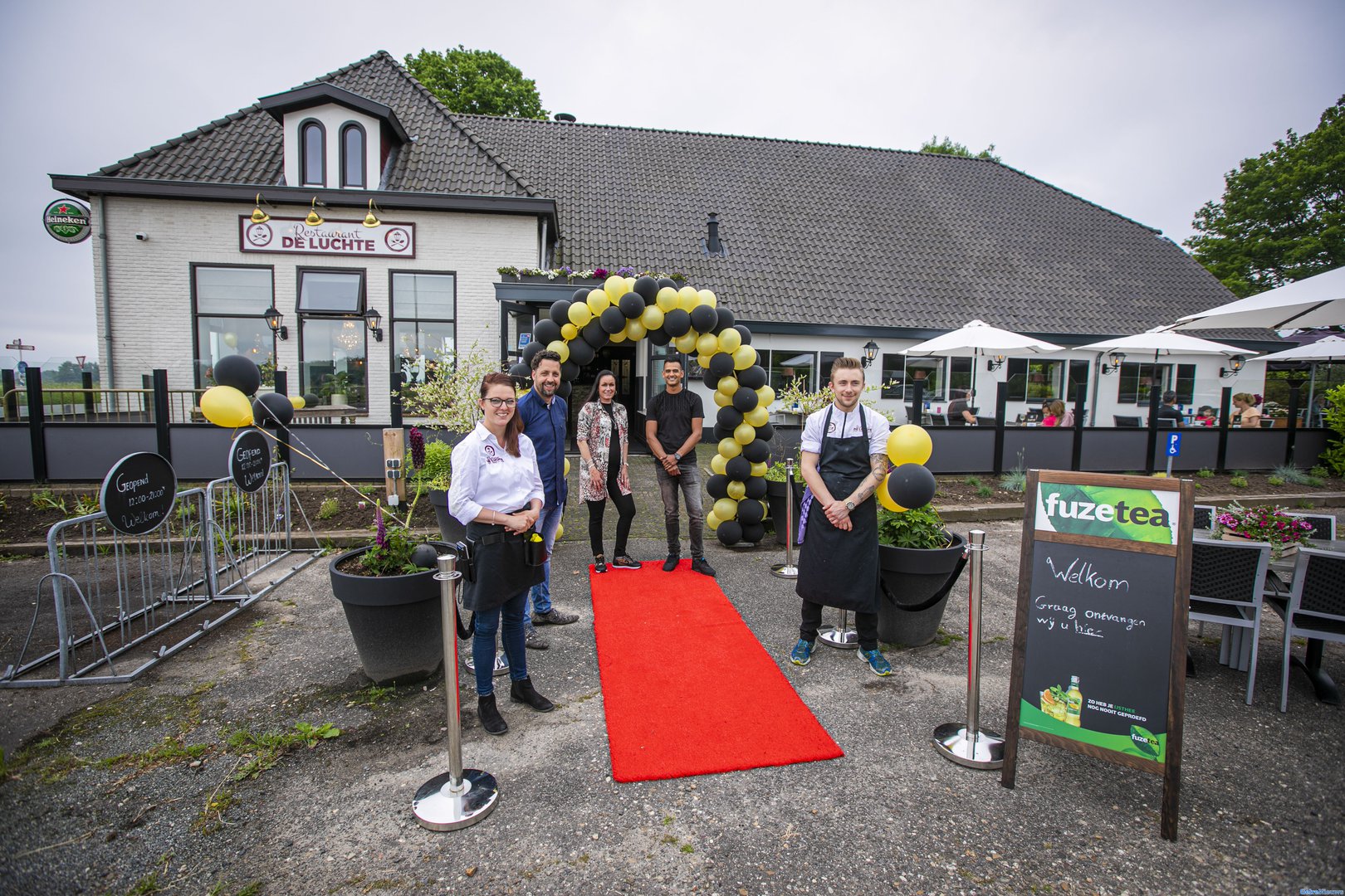 Restaurant de Luchte legt de rode loper uit voor hun gasten