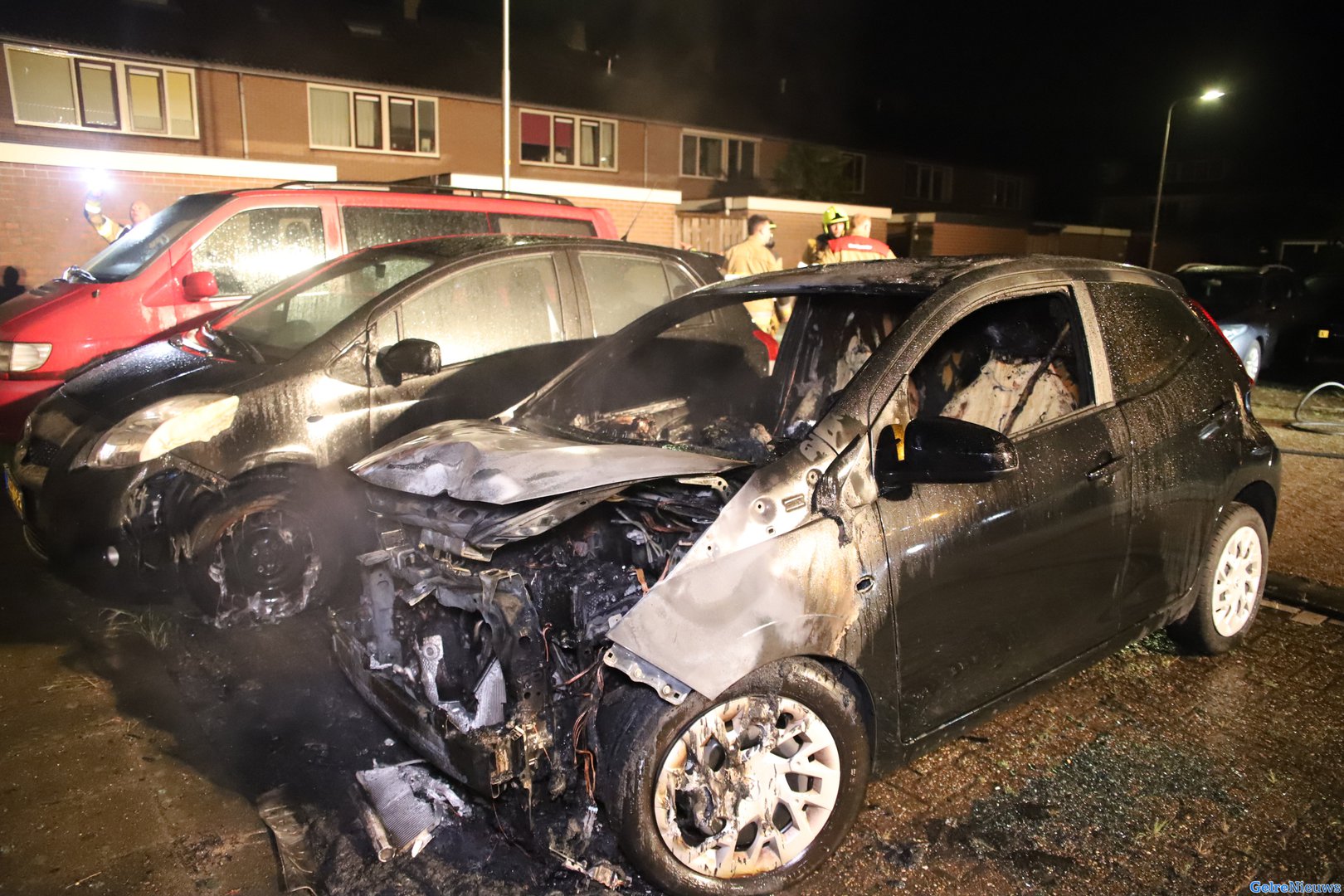 Auto volledig verwoest door brand in Culemborg