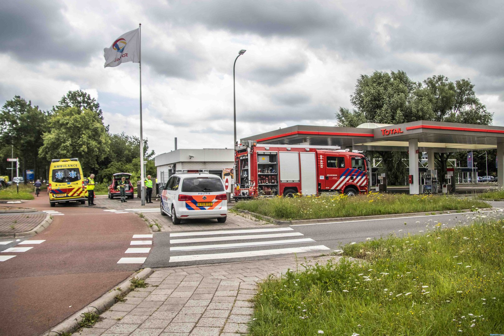 Brandweer groots opgeroepen voor een gaslekkage in Zutphen