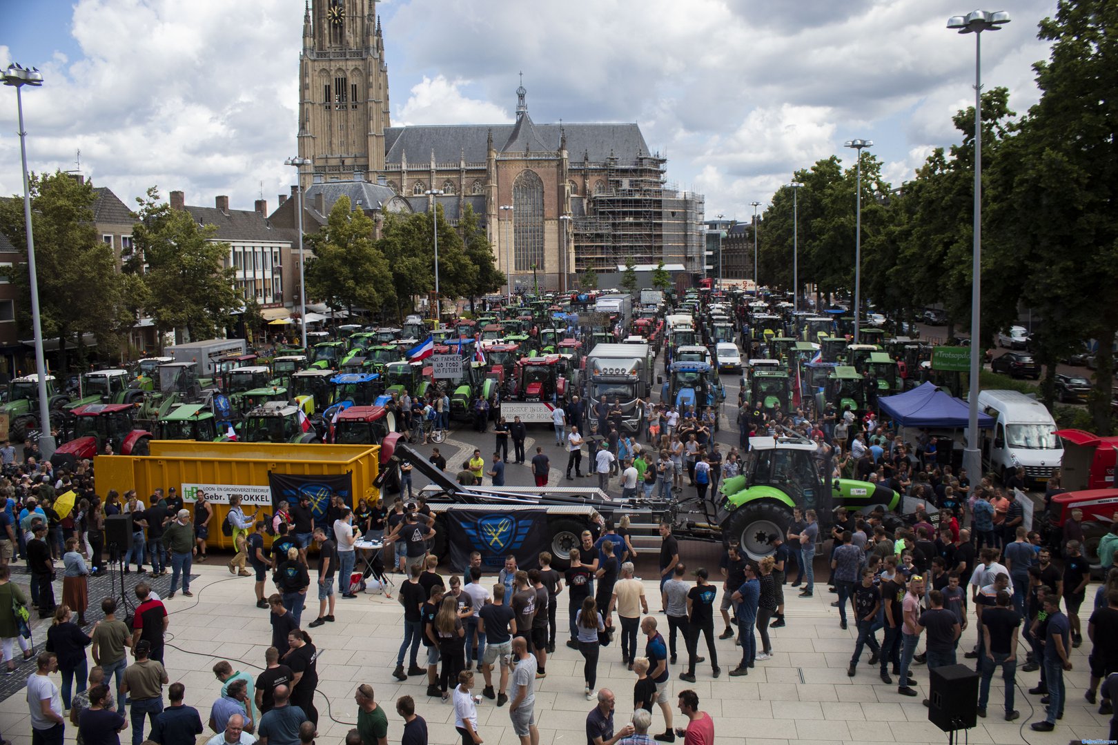 Boeren protesteren in centrum Arnhem