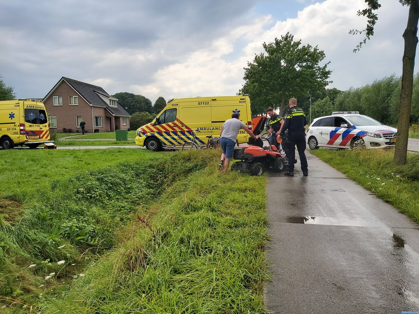 11-jarige jongen ernstig gewond geraakt bij een ongeval met een zitmaaier in Bemmel