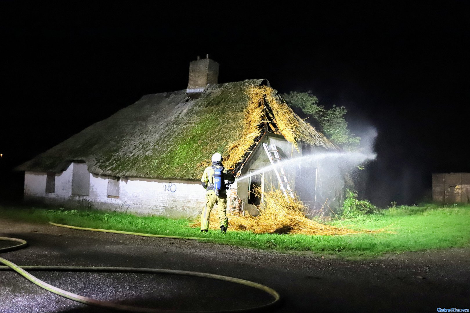 Schuurbrand in Acquoy, brandstichting wordt niet uitgesloten