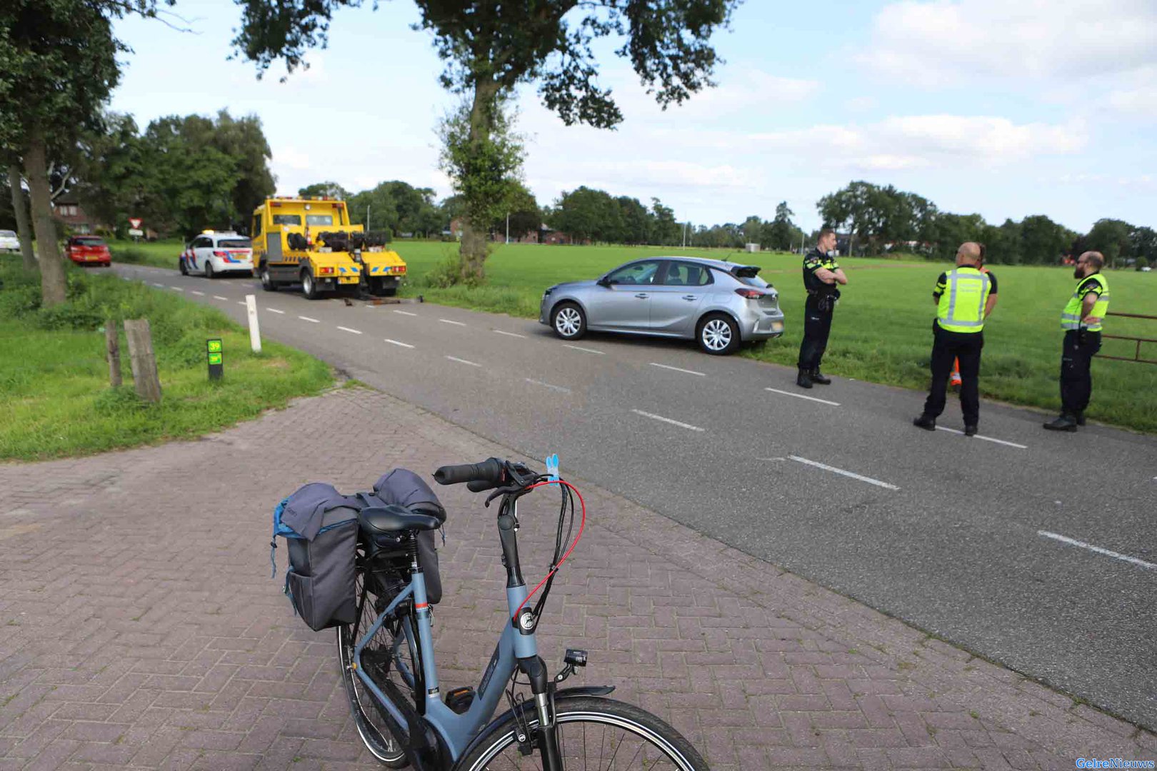 Fietsster raakt zwaargewond na aanrijding met auto in Lunteren