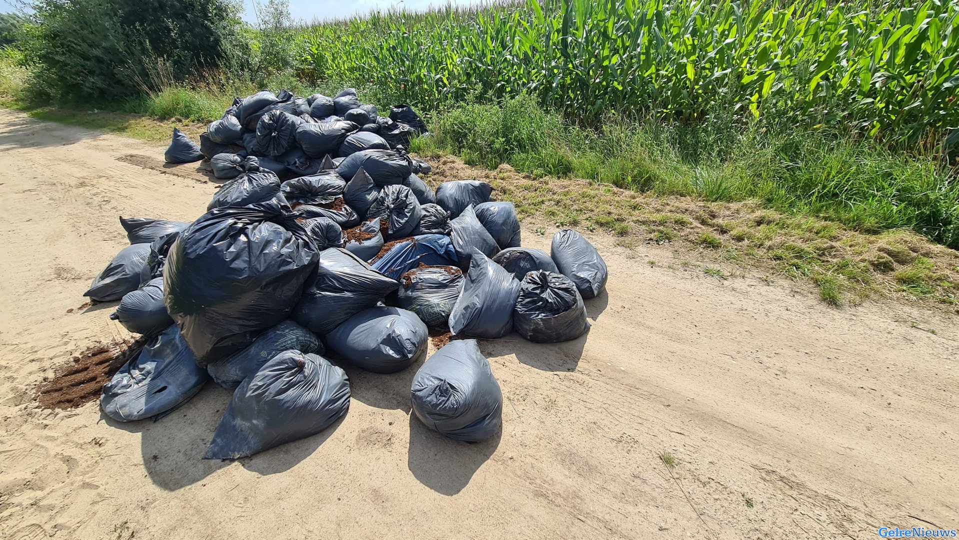 Wietafval op diverse plekken gedumpt in Westervoort
