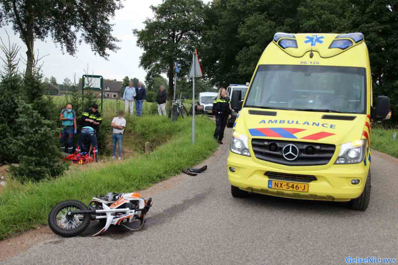 Bestuurder van een crossmotor raakt gewond bij ongeval in Wenum-Wiesel