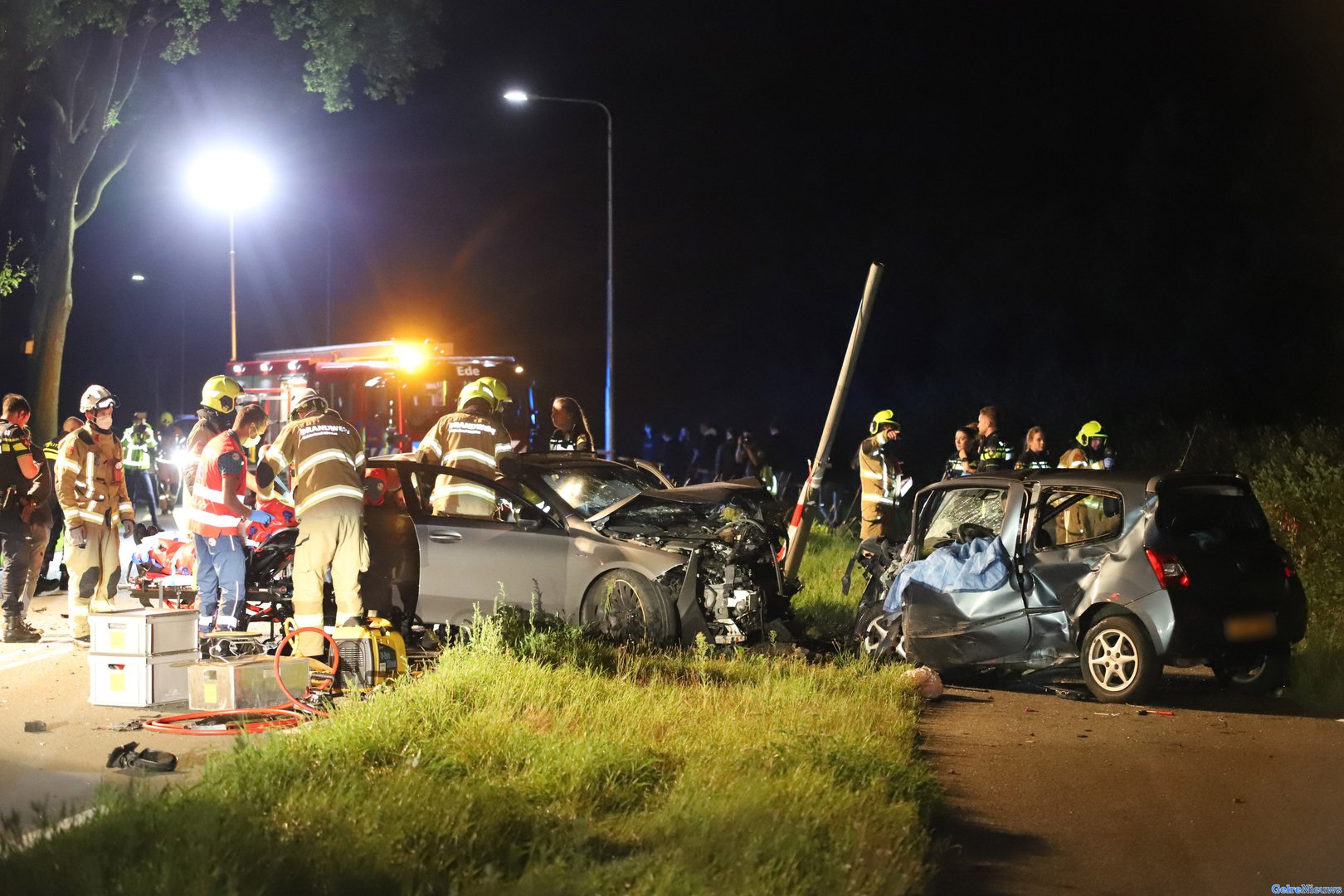 Dode en drie gewonden bij zwaar ongeval