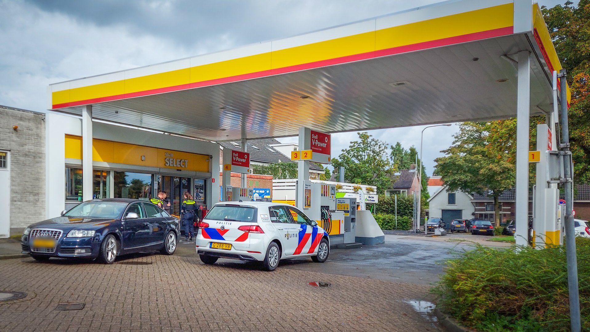 Vijf personen mishandelen jongen (16) na poging blikje drinken te stelen