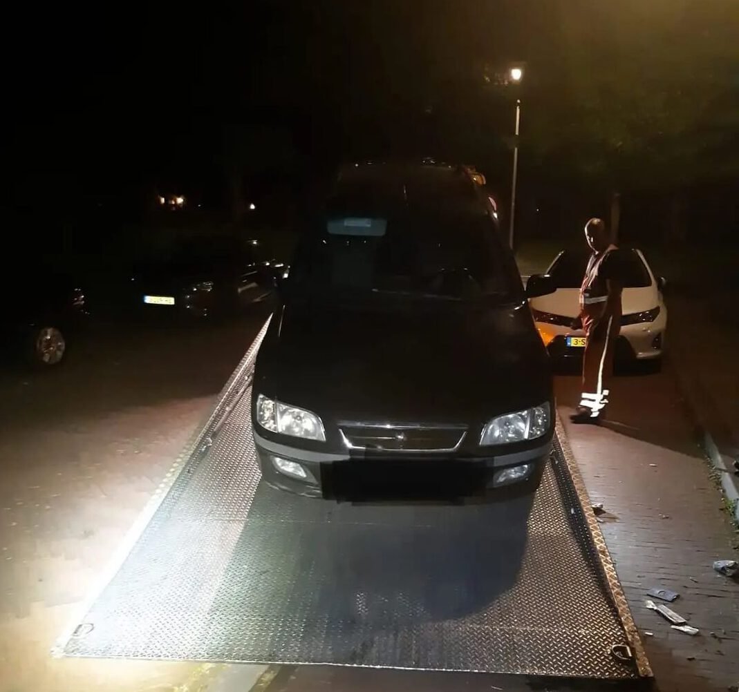 19-jarige rijdt meer dan 100 km/u over de IJssellaan Arnhem