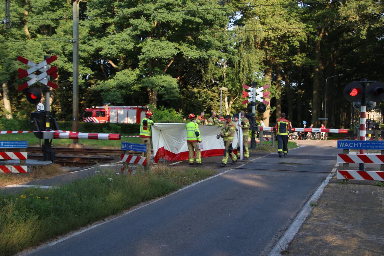 Geen treinen tussen Zutphen en Dieren na aanrijding