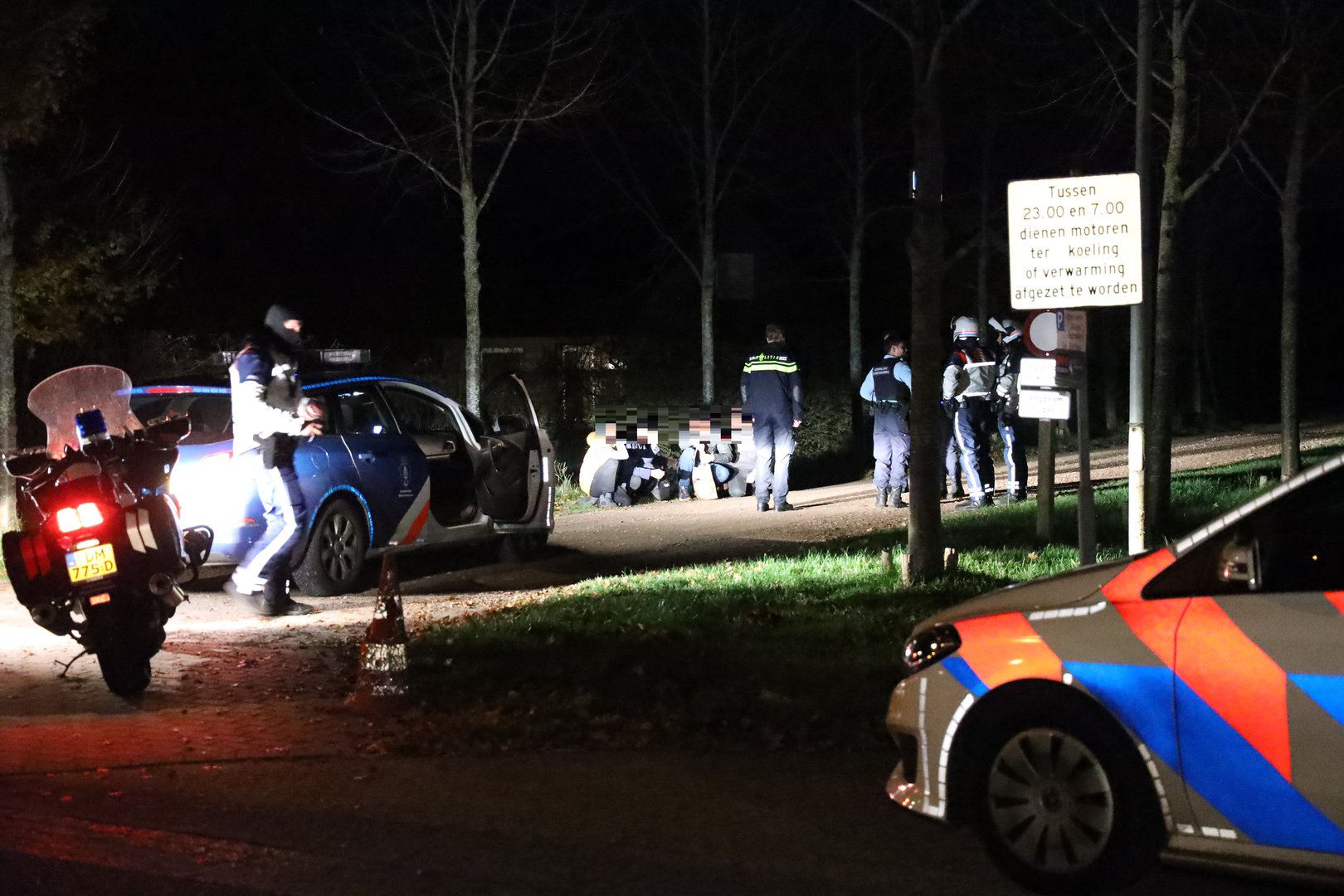 Zeven Syriërs vluchten uit busje bij grenscontrole